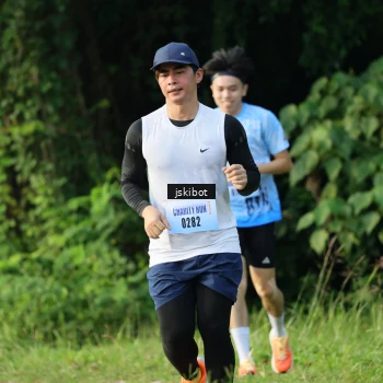 Runner Photo 3141634