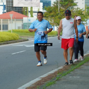 Runner Photo 3144355