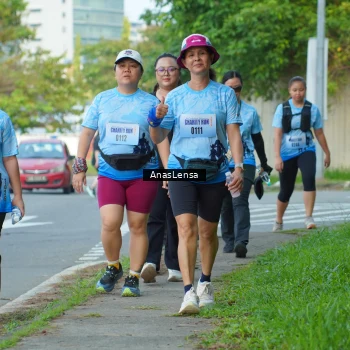 Runner Photo 3145705