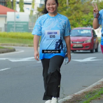 Runner Photo 3145740