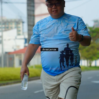 Runner Photo 3146055