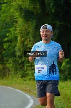 Runner Photo 3147596