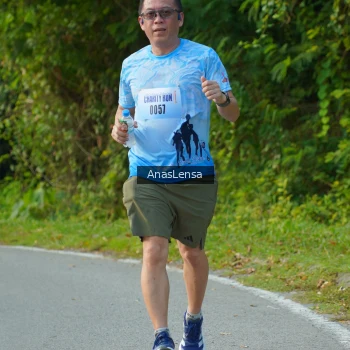 Runner Photo 3149391