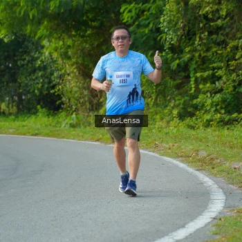 Runner Photo 3149396
