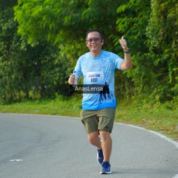 Runner Photo 3149399