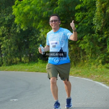 Runner Photo 3149406