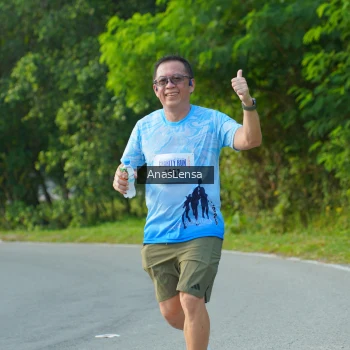 Runner Photo 3149407