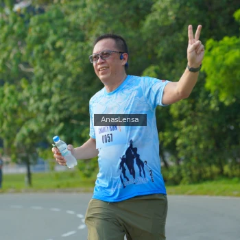 Runner Photo 3149414