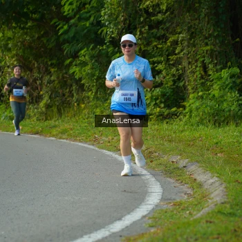 Runner Photo 3150475