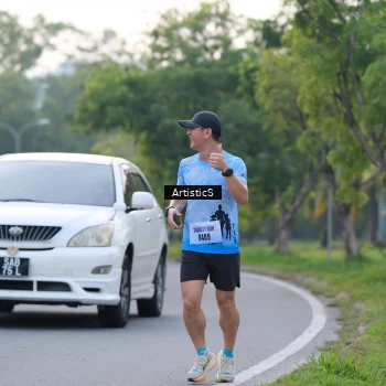 Runner Photo 3153420
