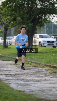 Runner Photo 3153856