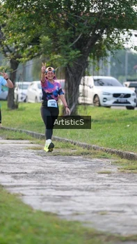 Runner Photo 3154010