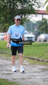 Runner Photo 3154023