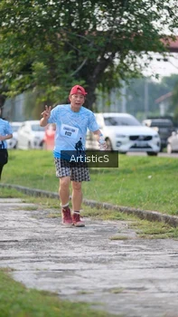 Runner Photo 3154038
