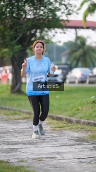Runner Photo 3154063