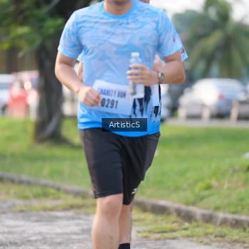 Runner Photo 3154103