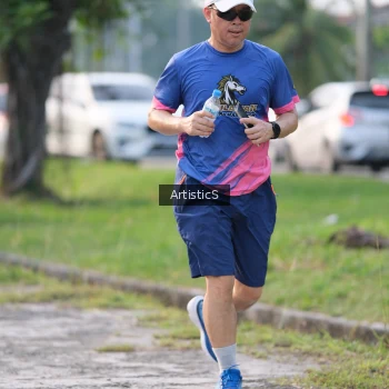 Runner Photo 3154104