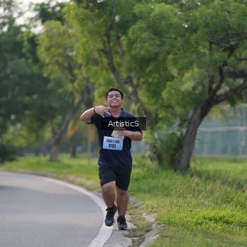Runner Photo 3154157