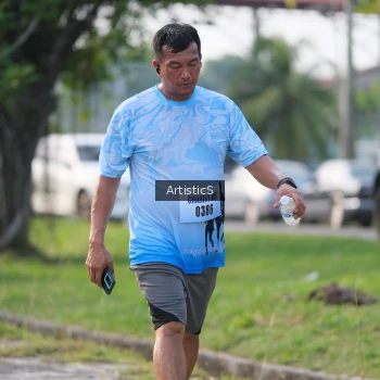 Runner Photo 3154176