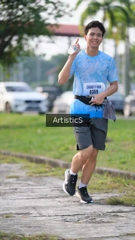 Runner Photo 3154235