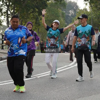 Runner Photo 3158151