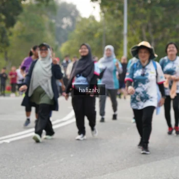 Runner Photo 3158182
