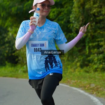 Runner Photo 3160359
