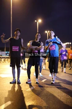 Runner Photo 3163823