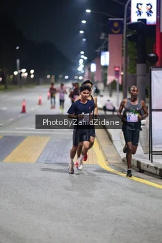 Runner Photo 3166894