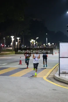 Runner Photo 3166916