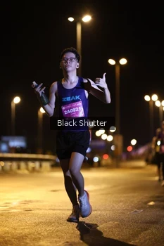 Runner Photo 3168695