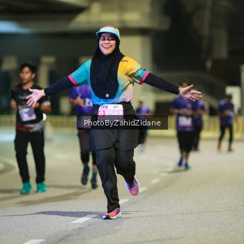 Runner Photo 3174471