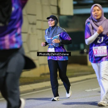 Runner Photo 3176705