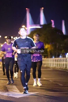 Runner Photo 3179837