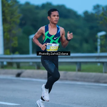 Runner Photo 3180038