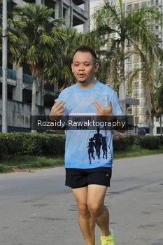 Runner Photo 3183060