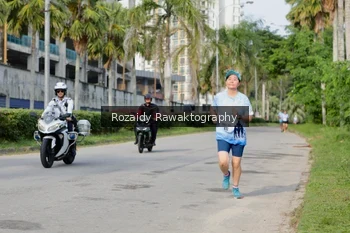 Runner Photo 3183791