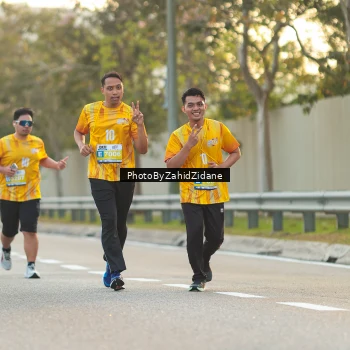 Runner Photo 3184334