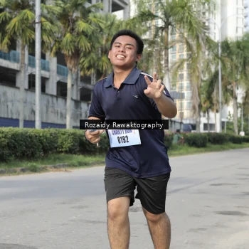 Runner Photo 3184446