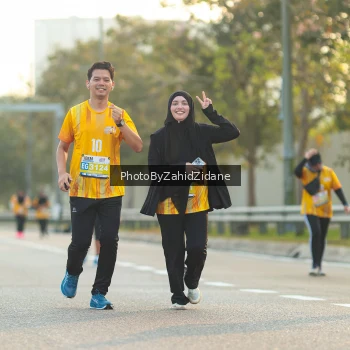 Runner Photo 3184679