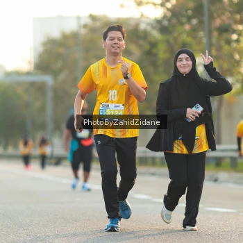 Runner Photo 3184680