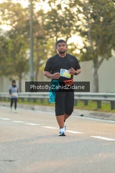 Runner Photo 3184690