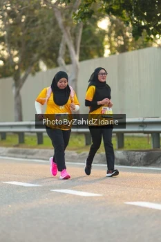 Runner Photo 3184696