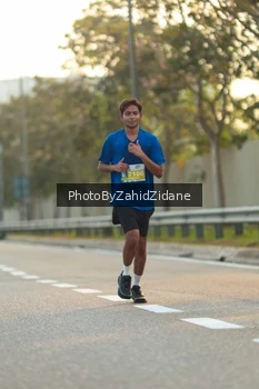 Runner Photo 3184758