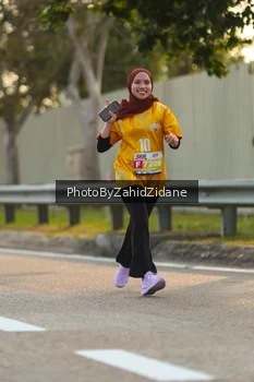 Runner Photo 3184781