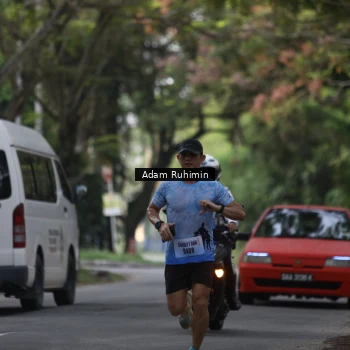 Runner Photo 3184870