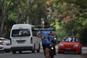 Runner Photo 3184872