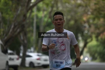 Runner Photo 3184883