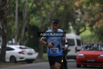 Runner Photo 3184895