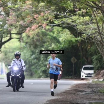 Runner Photo 3184901